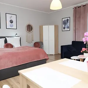 https://lucky-time-35-typu-studio-ostrw-tumski.hotelswroclaw.com